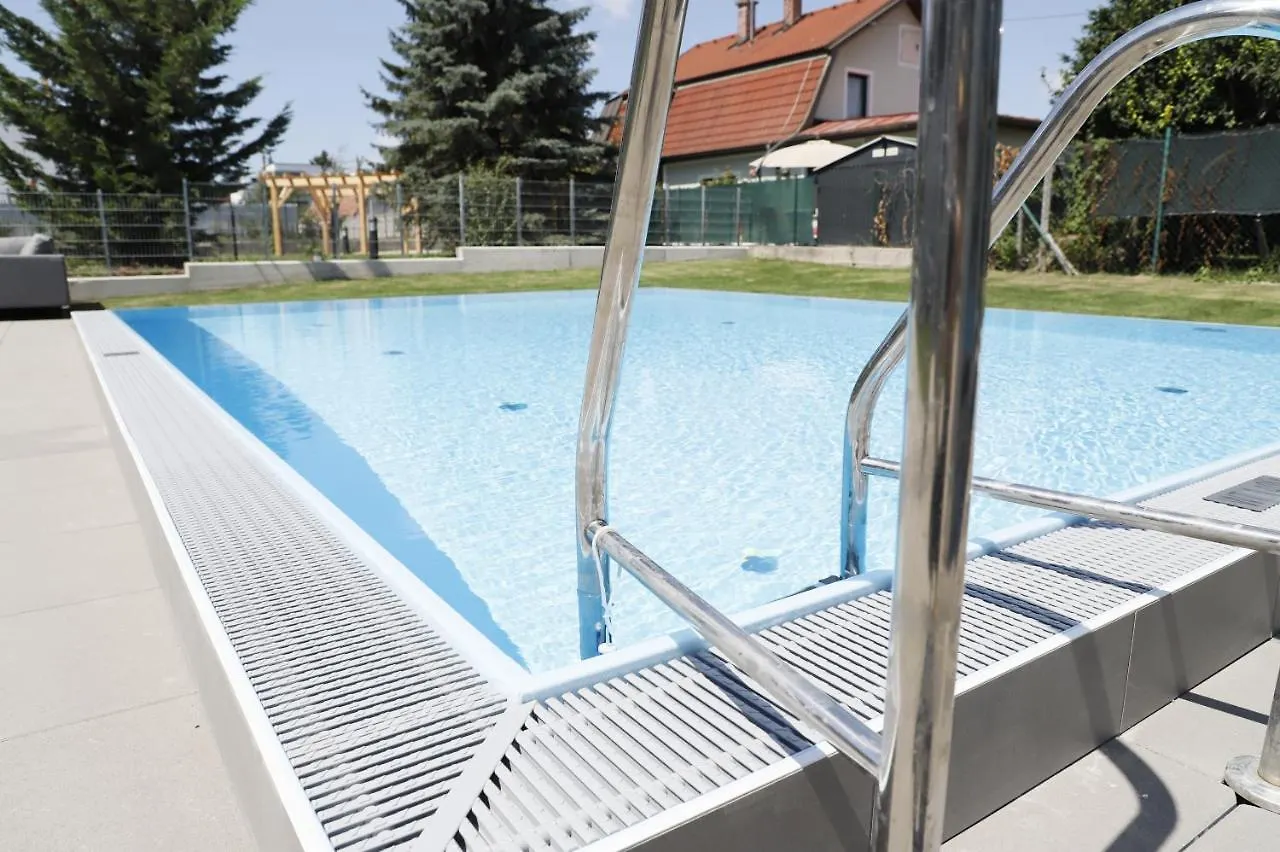 Rooftop Terrace, Free Garage Parking And Pool! Wien Österreich