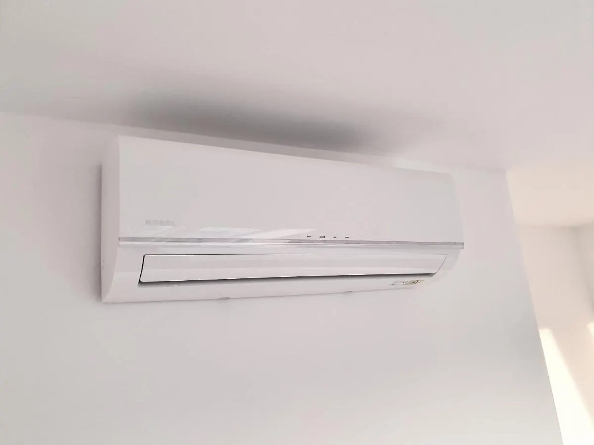 Rooftop Terrace, Free Garage Parking And Pool! Wien Apartment